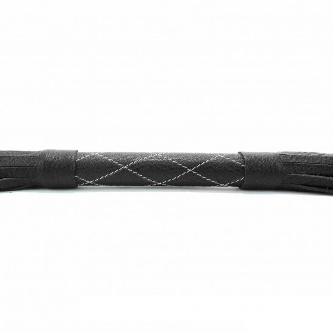 Аккуратная чёрная плетка  из натуральной кожи - 60 см.