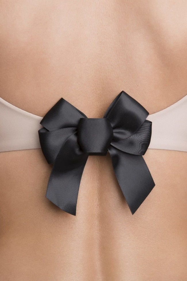 Черный бант на 3 крючка для сокрытия застёжки бюстгальтера Черный бант на 3 крючка для сокрытия застёжки бюстгальтера