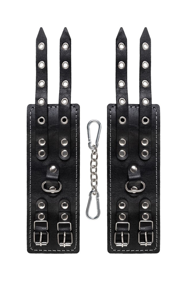 Черные кожаные наручники с двумя ремнями и красной подкладкой