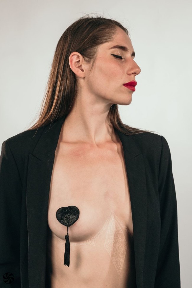 Черные пэстисы-сердечки Evans с кисточками Черные пэстисы-сердечки Evans с кисточками