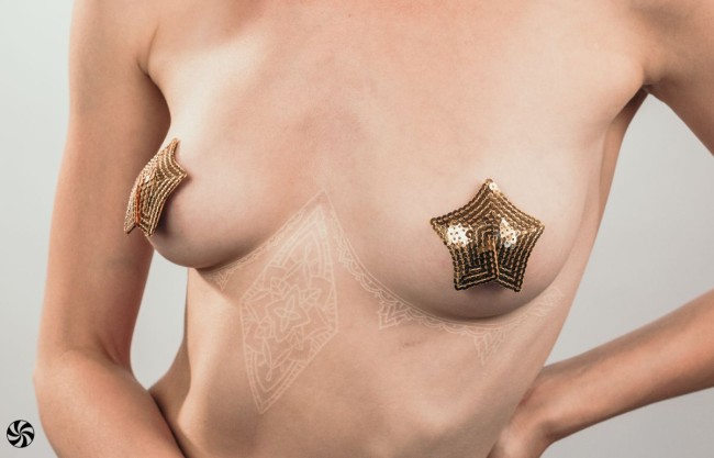 Золотистые пэстисы-звездочки Tempest Золотистые пэстисы-звездочки Tempest