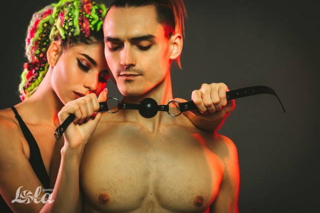 Черный кляп-шарик Love Spell Черный кляп-шарик Love Spell