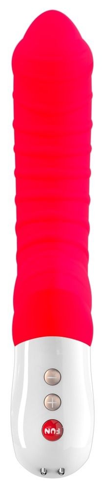 Красный вибратор с рёбрышками Tiger - 22,3 см. Красный вибратор с рёбрышками Tiger - 22,3 см.