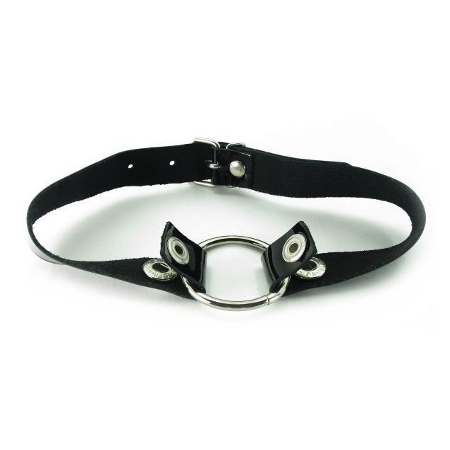 Кляп-кольцо на чёрных лаковых ремешках с кнопками Кляп-кольцо на чёрных лаковых ремешках с кнопками