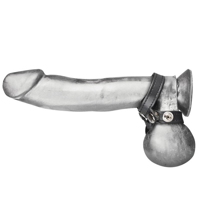 Разделитель мошонки из искусственной кожи на клепках 8 STYLE BALL DIVIDER Разделитель мошонки из искусственной кожи на клепках 8 STYLE BALL DIVIDER