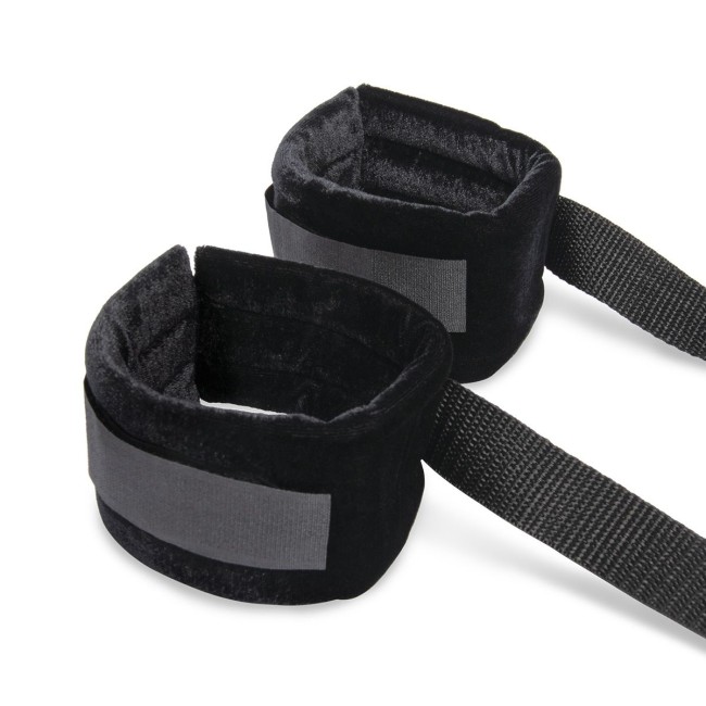 Эротический набор 4PC Bondage Bed Strap Flogger Kit Эротический набор 4PC Bondage Bed Strap Flogger Kit