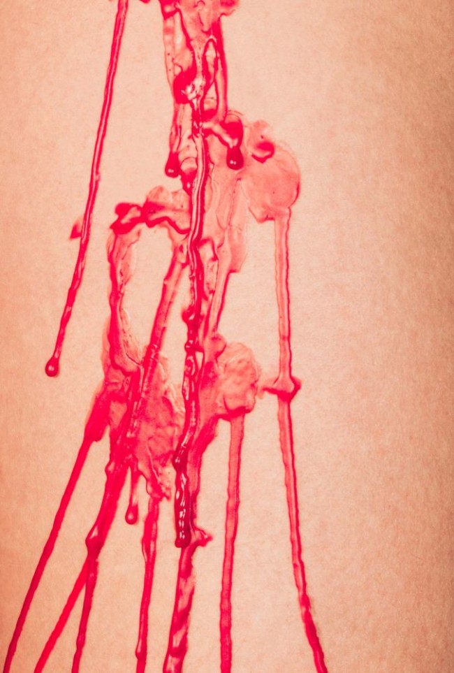 Низкотемпературная свеча для тактильной практики Wax Play To Blaze Низкотемпературная свеча для тактильной практики Wax Play To Blaze