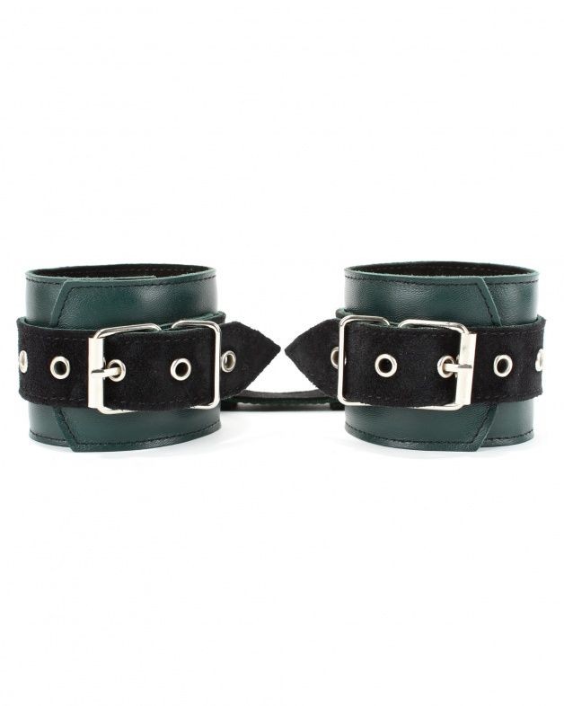 Изумрудные наручники Emerald Shackles Of Hands Изумрудные наручники Emerald Shackles Of Hands